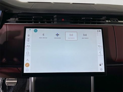 New 2026 Land Rover Range Rover SE image 15