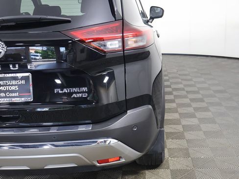 Used 2021 Nissan Rogue Platinum AWD/4WD image 19