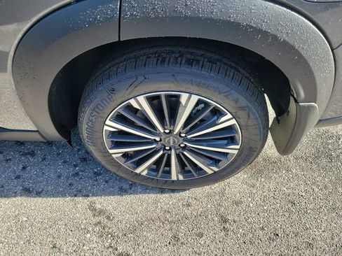 New 2026 Nissan Pathfinder Platinum FWD image 6