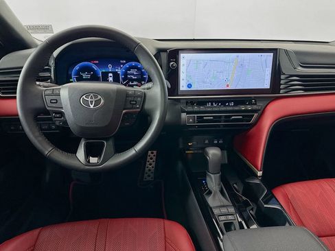 Used 2025 Toyota Camry XSE FWD image 23