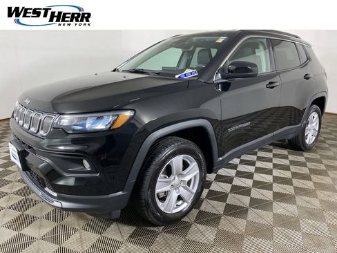 Used 2022 Jeep Compass Latitude w/ Convenience Group AWD/4WD image 23