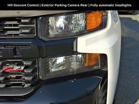 Used 2020 Chevrolet Silverado 1500 Custom Trail Boss w/ Custom Convenience Package AWD/4WD image 19