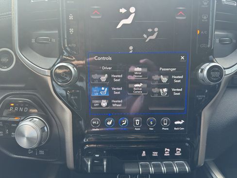 Used 2020 RAM 1500 Laramie image 10