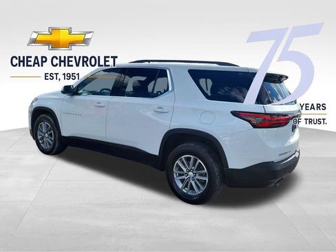 Used 2023 Chevrolet Traverse LT w/ LPO, Cargo Package AWD/4WD image 3