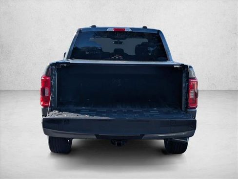 Used 2022 Ford F150 XLT w/ Equipment Group 302A High image 6