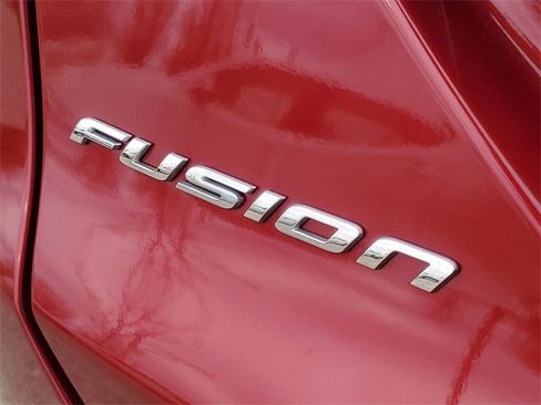 Used 2014 Ford Fusion Titanium image 10