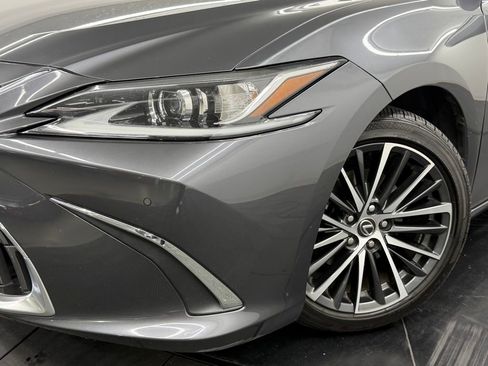 Used 2022 Lexus ES 350 w/ Premium Package FWD image 5