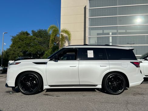 Certified 2026 INFINITI QX80 4WD image 6