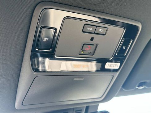 Used 2025 Lexus TX 500h AWD image 25