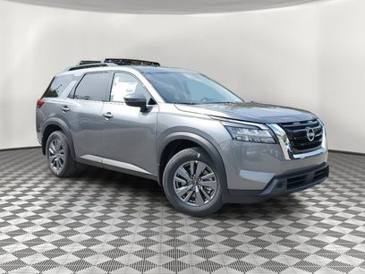 New 2025 Nissan Pathfinder SV w/ SV Premium Package