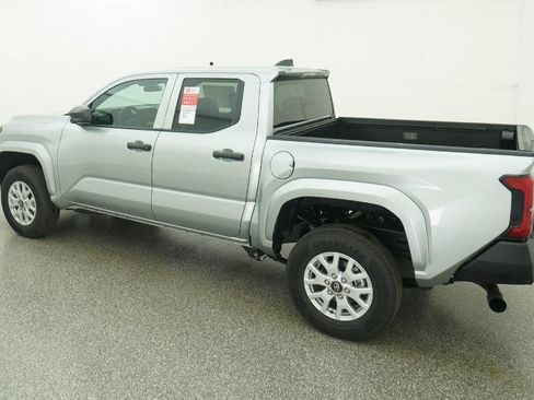 New 2026 Toyota Tacoma SR image 17