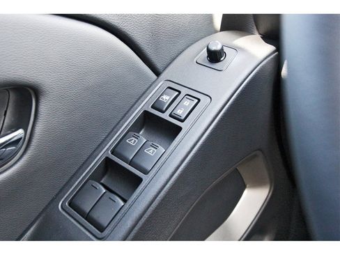 New 2026 Nissan Frontier SV image 15