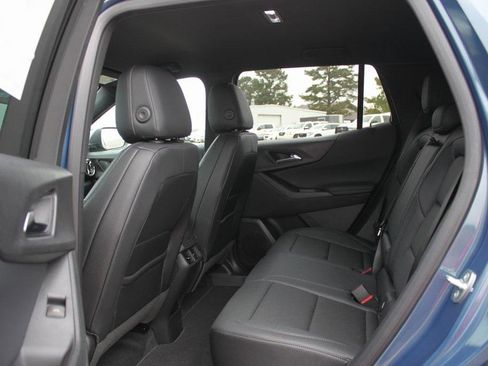 New 2026 Chevrolet Equinox LT w/ Convenience Package II image 6