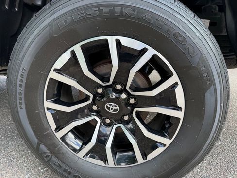 Used 2023 Toyota Tacoma TRD Sport w/ TRD Premium Sport Package image 27