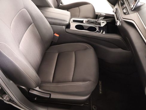 Used 2023 Nissan Altima 2.5 SV image 12