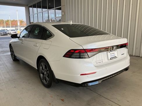 New 2025 Honda Accord EX-L image 19