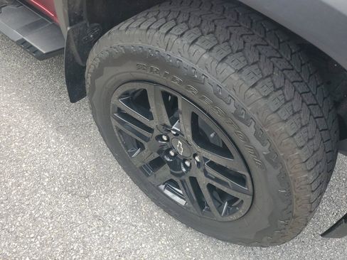 Used 2025 Chevrolet Colorado Trail Boss AWD/4WD image 5
