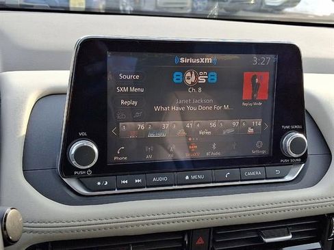 Used 2021 Nissan Rogue SL image 18