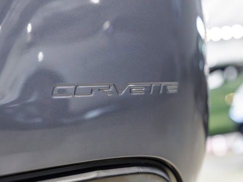 Used 2009 Chevrolet Corvette ZR1 w/ Preferred Equipment Group RWD image 21