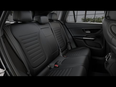 Certified 2026 Mercedes-Benz GLC 300 4MATIC image 40