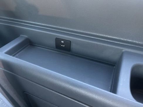 Used 2021 Lincoln Navigator Reserve w/ Equipment Group 208A image 20