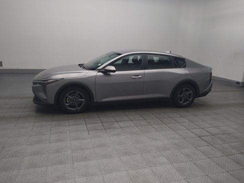 Used 2025 Kia K4 FWD image 2