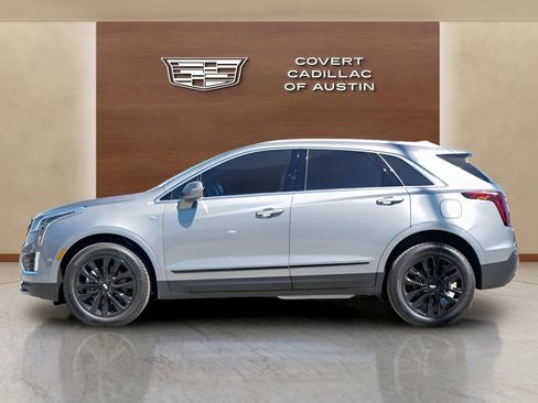 New 2026 Cadillac XT5 Premium Luxury w/ LPO, ONYX Package FWD image 5