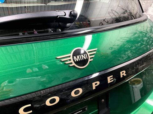 Used 2026 MINI Cooper 2-Door Hardtop image 29