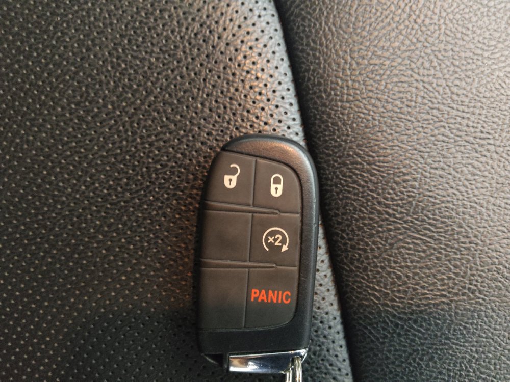 Used 2021 Jeep Compass Latitude AWD/4WD image 32