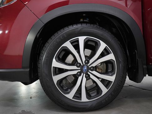 Used 2020 Subaru Forester Limited w/ Popular Package #3 image 33