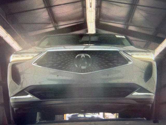 Used 2024 Acura MDX w/ Technology Package FWD image 9
