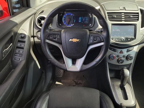 Used 2016 Chevrolet Trax LT w/ LT Convenience Package FWD image 22