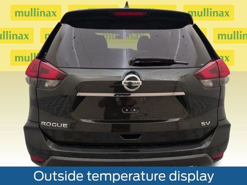 Used 2020 Nissan Rogue SV image 32