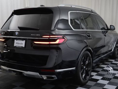 Used 2025 BMW X7 xDrive40i w/ Parking Assistance Package AWD/4WD image 16