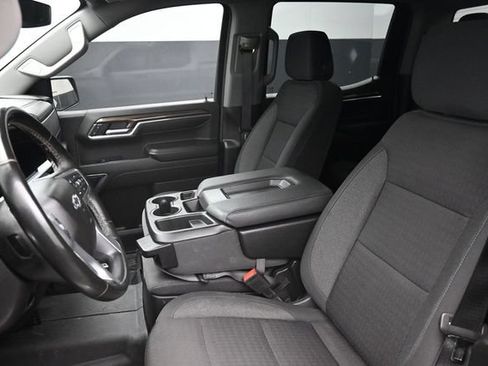 Used 2024 Chevrolet Silverado 1500 RST AWD/4WD image 13