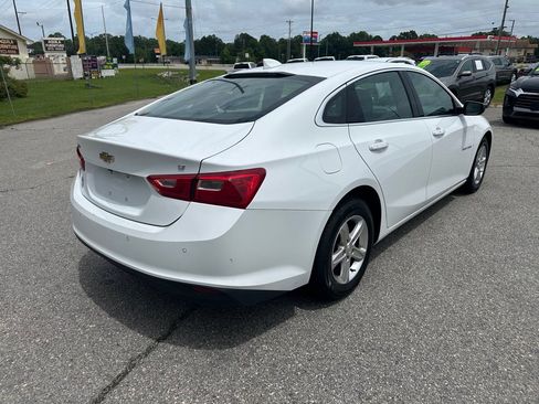 Used 2023 Chevrolet Malibu LT w/ Driver Confidence Package FWD image 5