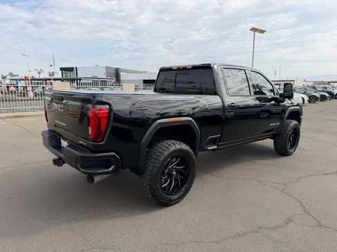 Used 2022 GMC Sierra 2500 AT4 w/ AT4 Preferred Package AWD/4WD image 6