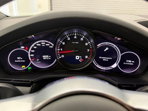 Certified 2023 Porsche Cayenne AWD/4WD image 22