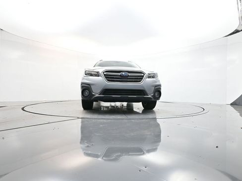 Used 2018 Subaru Outback 2.5i Limited image 27