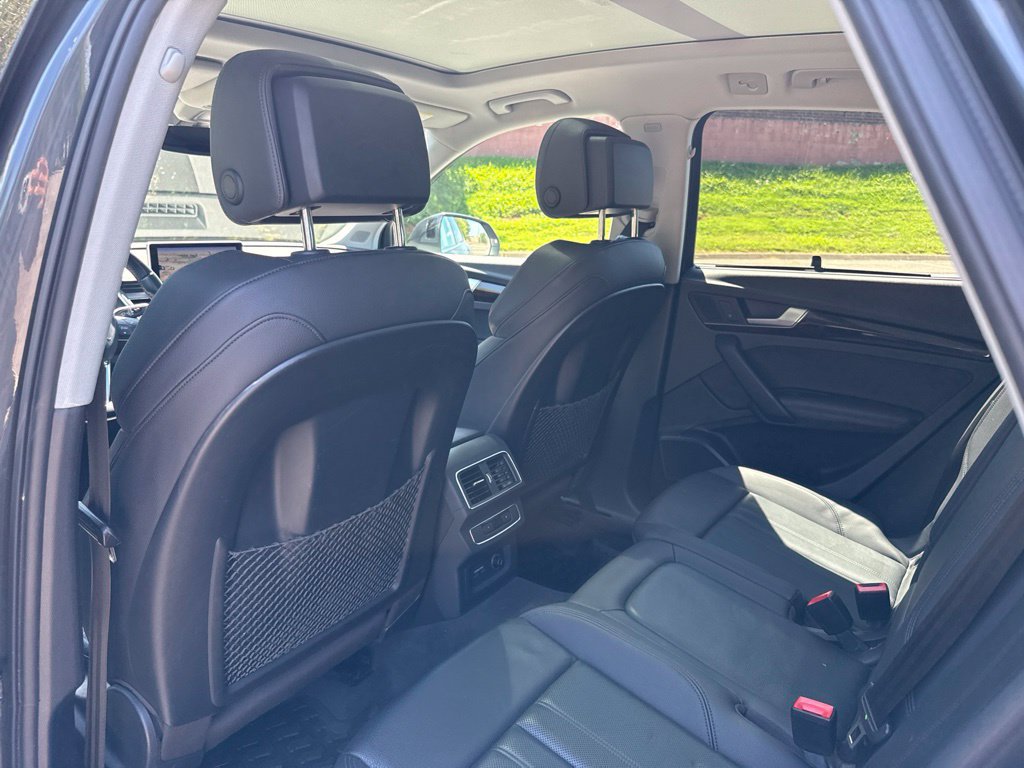Used 2019 Audi Q5 Premium w/ Premium Plus Package AWD/4WD image 22