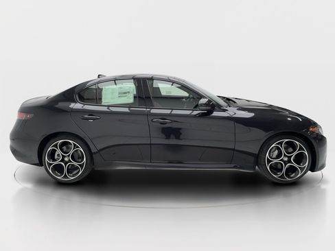 New 2026 Alfa Romeo Giulia RWD image 6
