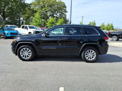 Used 2021 Jeep Grand Cherokee Laredo X AWD/4WD image 8