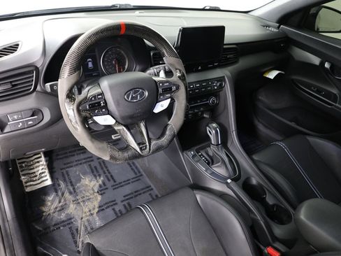 Used 2022 Hyundai Veloster N image 20