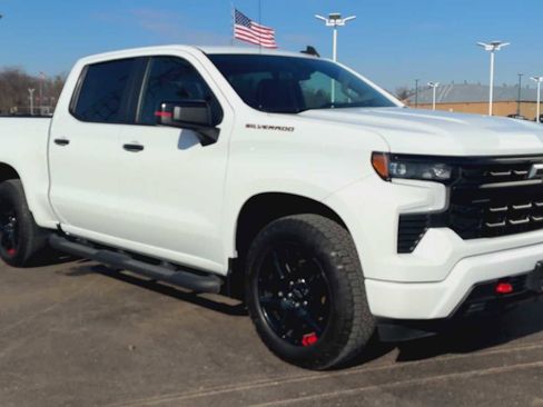 Certified 2023 Chevrolet Silverado 1500 RST w/ Redline Edition image 8