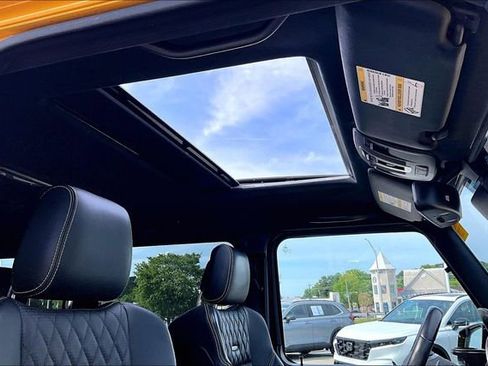 Used 2016 Mercedes-Benz G 63 AMG 4MATIC image 26