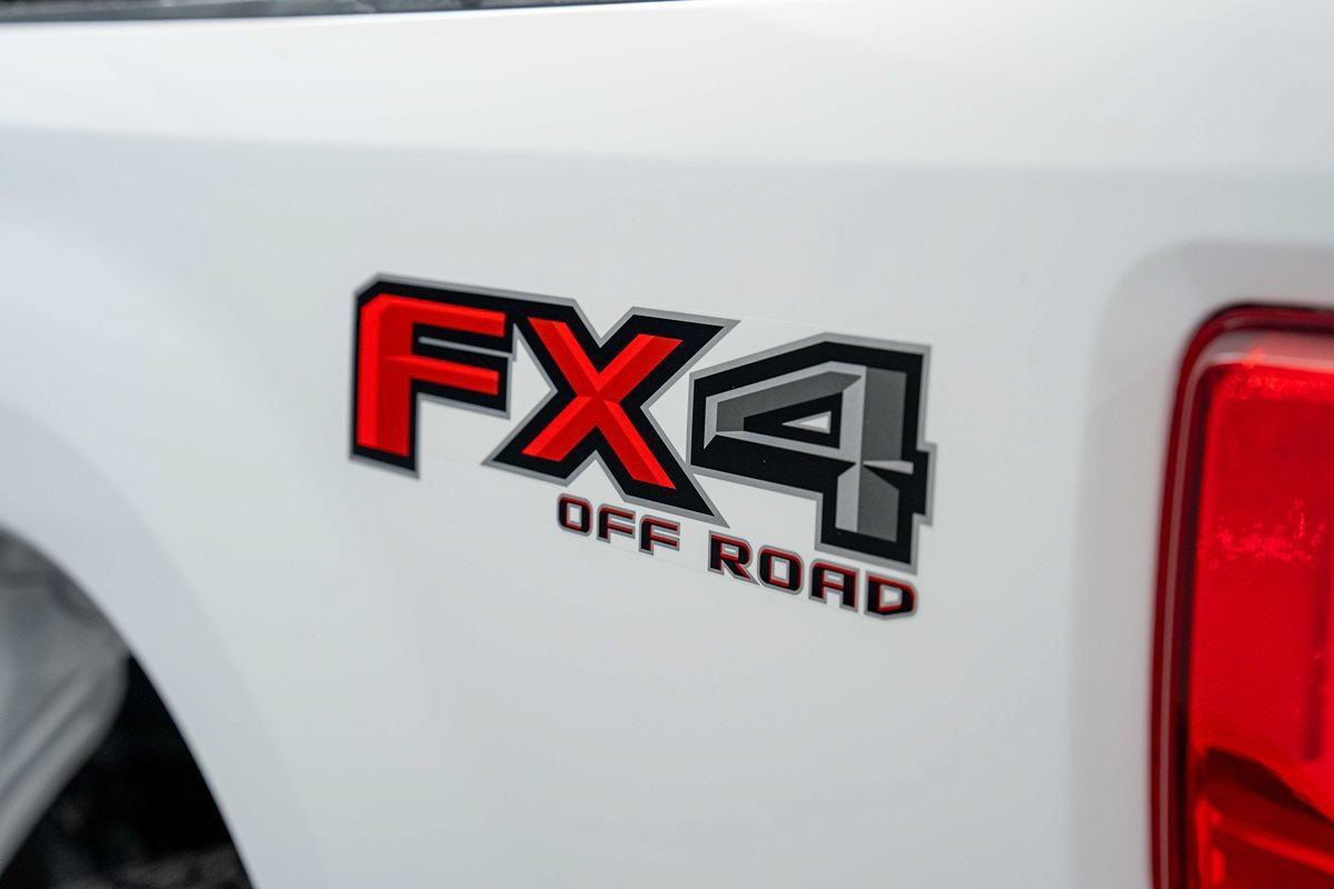 Used 2022 Ford F350 XL w/ Power Equipment Group AWD/4WD image 4