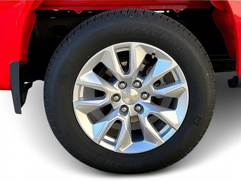 Used 2022 Chevrolet Silverado 1500 Custom image 32