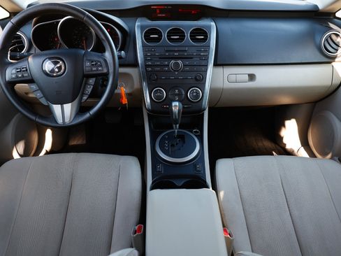 Used 2010 MAZDA CX-7 i Sport w/ Convenience Pkg image 2