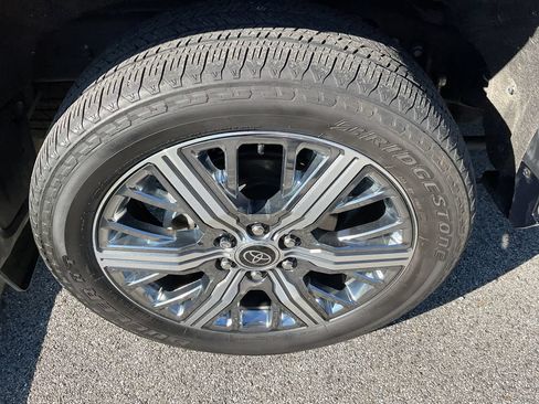 Used 2024 Toyota Sequoia Capstone AWD/4WD image 10