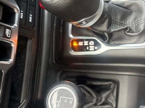 Used 2022 Jeep Gladiator Sport image 67